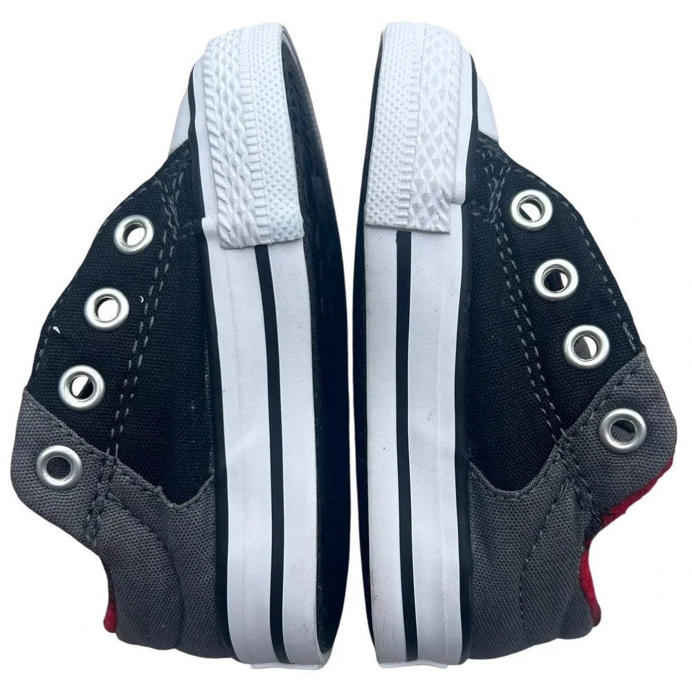 Converse All Star Low Top Toddler Sneakers  Black/Red/Gray Size 4 plaid lining